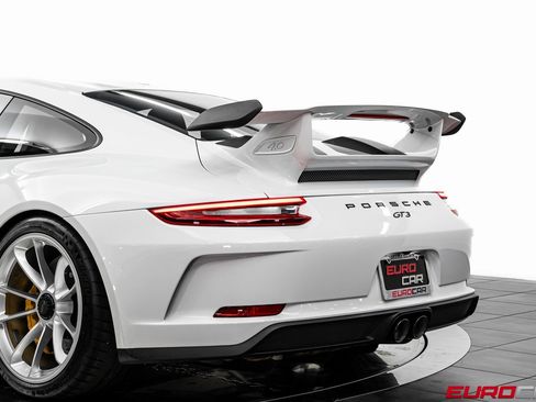 Used 2019 Porsche 911 GT3 image 18