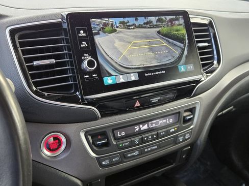 Certified 2025 Honda Ridgeline RTL image 21