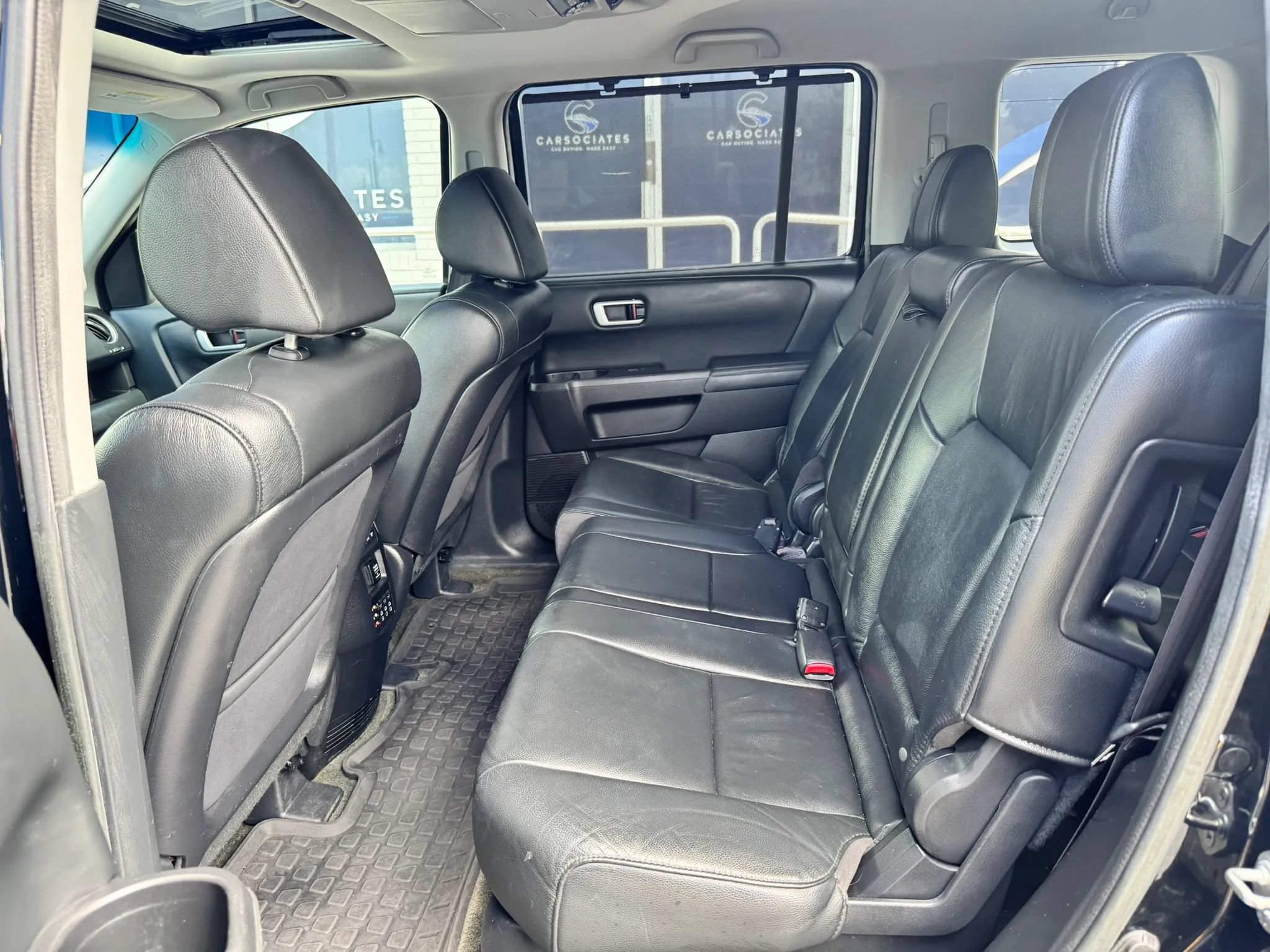Used 2015 Honda Pilot Touring image 18