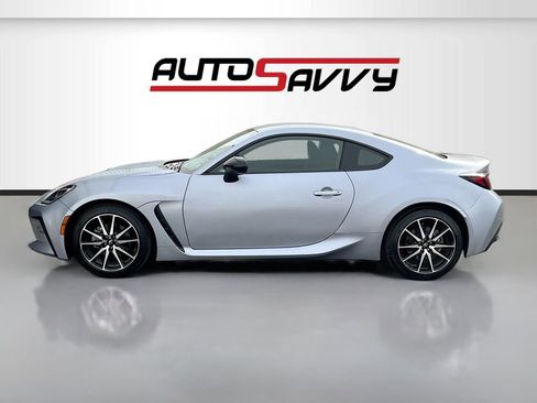 Used 2023 Toyota GR86 image 4