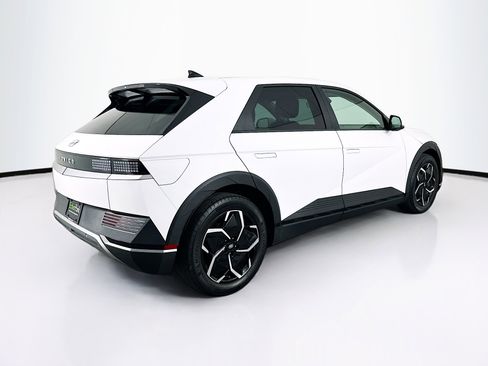 Used 2024 Hyundai Ioniq 5 SE image 9