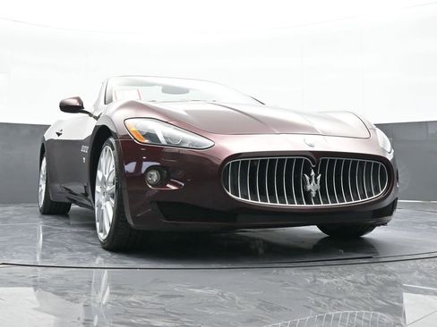 Used 2015 Maserati GranTurismo Convertible image 55