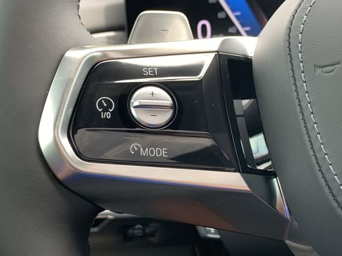 New 2025 BMW 750e xDrive image 20