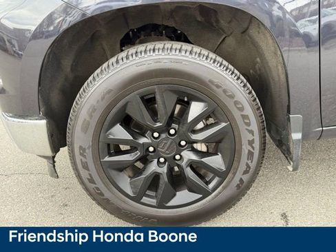 Used 2022 Chevrolet Silverado 1500 LT image 13