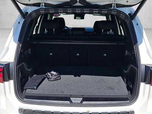 Certified 2026 Mercedes-Benz GLB 250 image 7