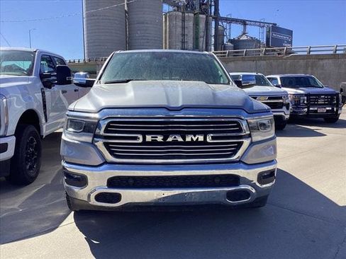 Used 2022 RAM 1500 Laramie AWD/4WD image 2