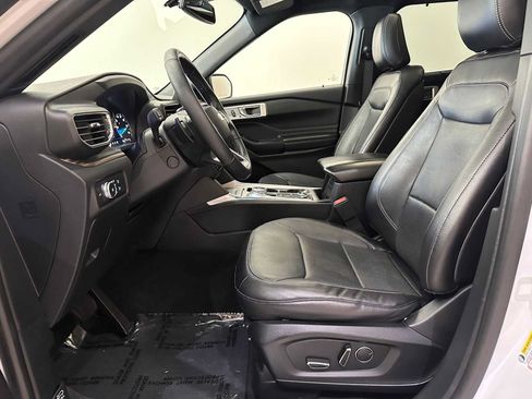 Used 2020 Ford Explorer Limited w/ Class III Trailer Tow Package AWD/4WD image 22