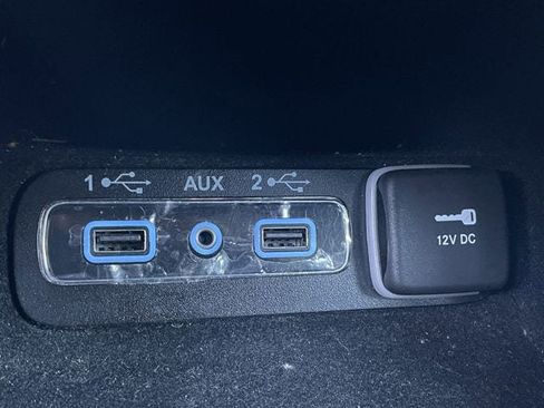 Used 2022 Jeep Grand Cherokee Limited image 20