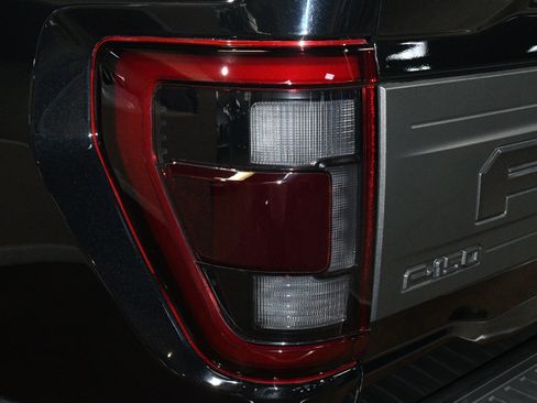 Used 2022 Ford F150 Raptor w/ Raptor 37 Performance Package AWD/4WD image 60