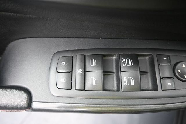 Used 2016 Jeep Cherokee 75th Anniversary AWD/4WD image 13