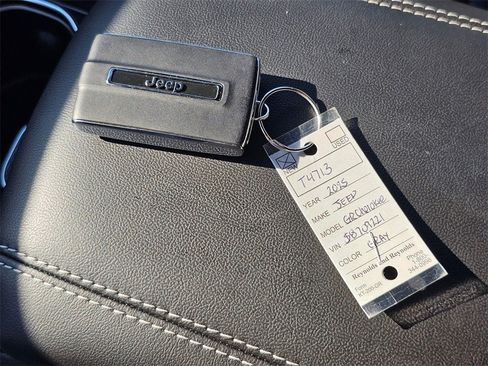 New 2025 Jeep Grand Cherokee L Limited w/ Black Appearance Package image 30