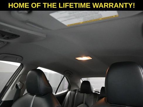 Used 2019 Toyota Camry SE image 35