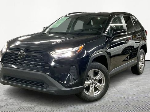 Used 2024 Toyota RAV4 XLE image 1