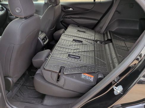 Used 2022 Chevrolet Equinox LT FWD image 39