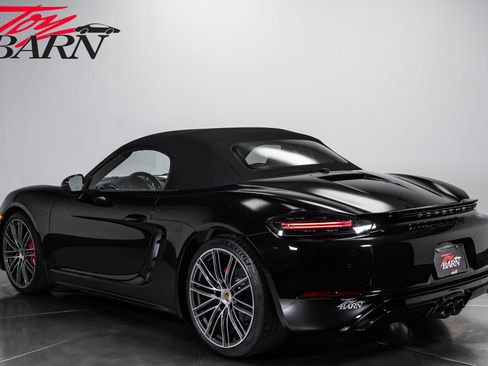 Used 2019 Porsche 718 Boxster GTS RWD image 11
