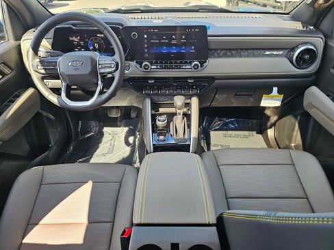 New 2026 Chevrolet Colorado ZR2 w/ ZR2 Bison Edition AWD/4WD image 18