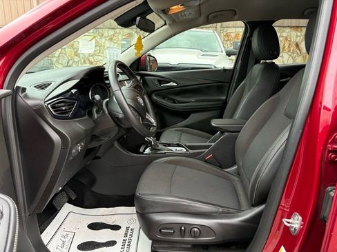 Used 2021 Buick Encore GX Select w/ Sport Touring Package image 18