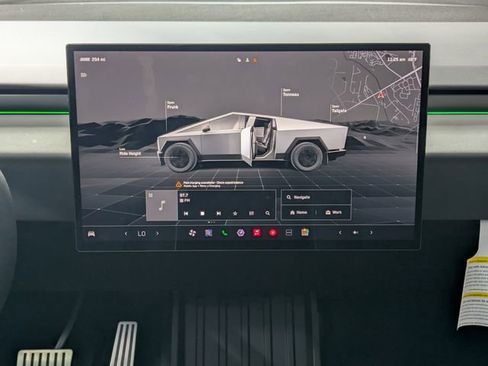 Used 2024 Tesla Cybertruck AWD Crew Cab image 12