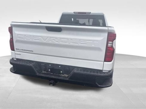 Used 2022 Chevrolet Silverado 1500 W/T w/ WT Value Package AWD/4WD image 17