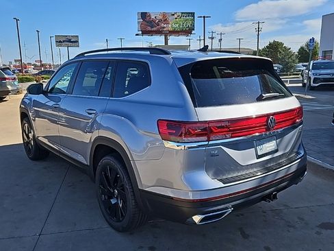 New 2026 Volkswagen Atlas SE image 7