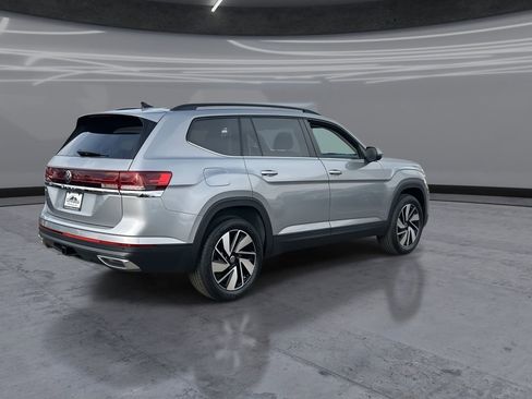 New 2026 Volkswagen Atlas SE FWD image 5