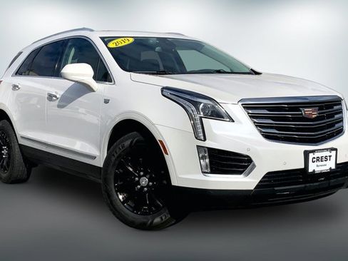 Used 2019 Cadillac XT5 Luxury FWD image 1