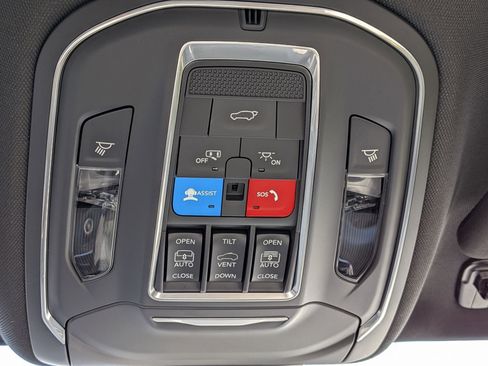 New 2026 Jeep Grand Wagoneer L 4WD image 17