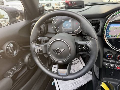 Used 2024 MINI Cooper S w/ Seaside Edition FWD image 21