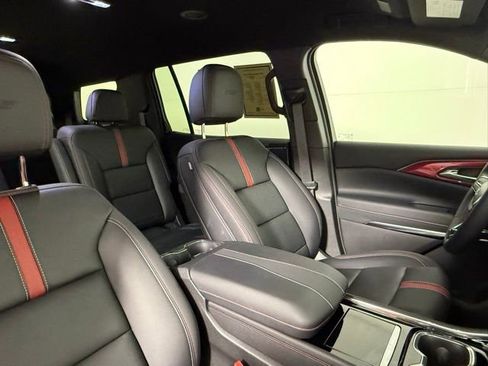 Used 2026 Chevrolet Traverse RS w/ LPO, Floor Liner Package image 57