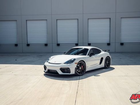 Used 2018 Porsche 718 Cayman GTS RWD image 19