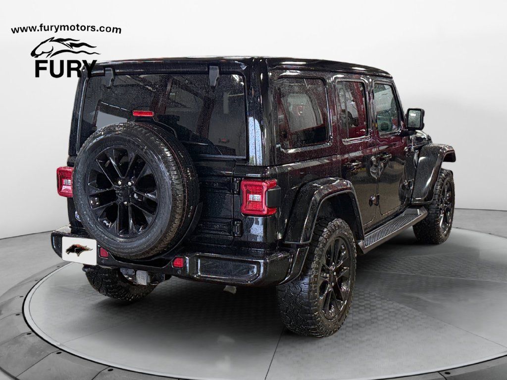 Used 2022 Jeep Wrangler Unlimited Sahara AWD/4WD image 4