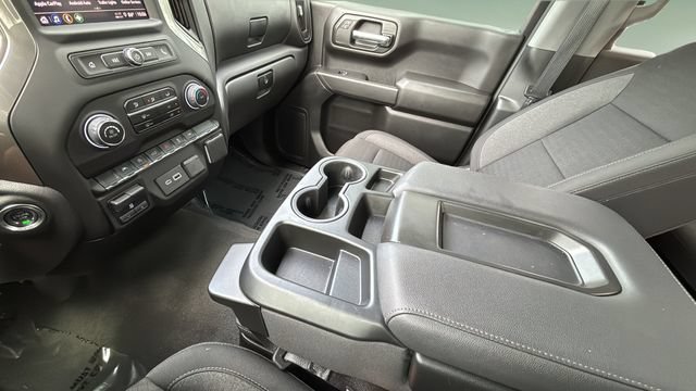 Used 2025 Chevrolet Silverado 1500 Custom RWD image 14