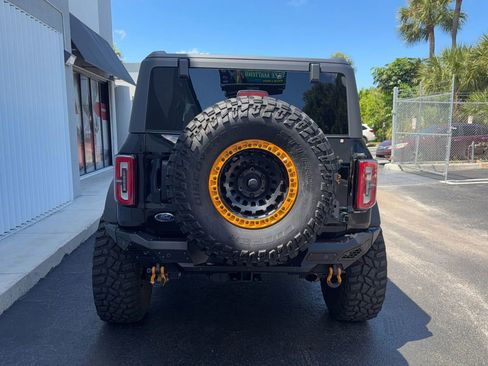 Used 2022 Ford Bronco Badlands AWD/4WD image 5