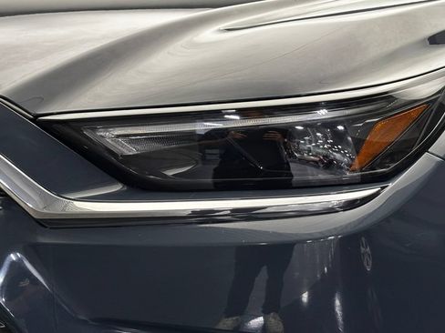 Used 2024 Toyota Grand Highlander AWD Hybrid image 3
