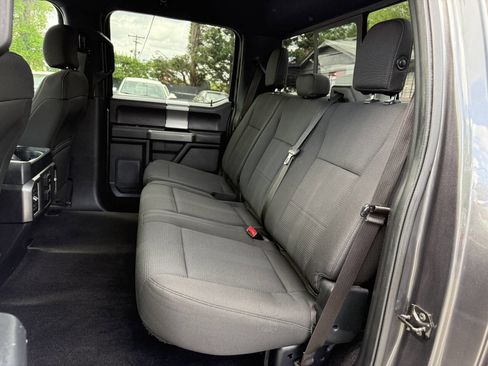 Used 2015 Ford F150 XLT w/ Equipment Group 302A Luxury image 11