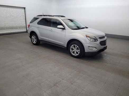Used 2017 Chevrolet Equinox LT w/ Convenience Package FWD image 11