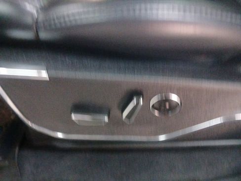 Certified 2024 Ford F150 Platinum w/ FX4 Off-Road Package image 19