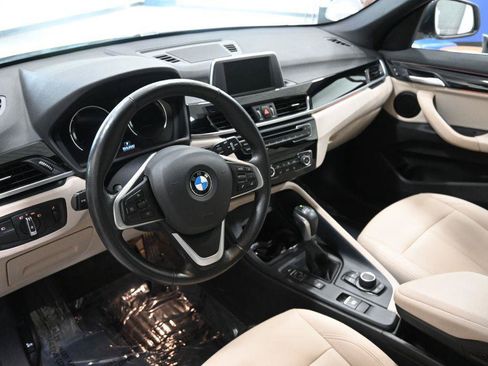 Used 2018 BMW X1 xDrive28i w/ Convenience Package AWD/4WD image 10