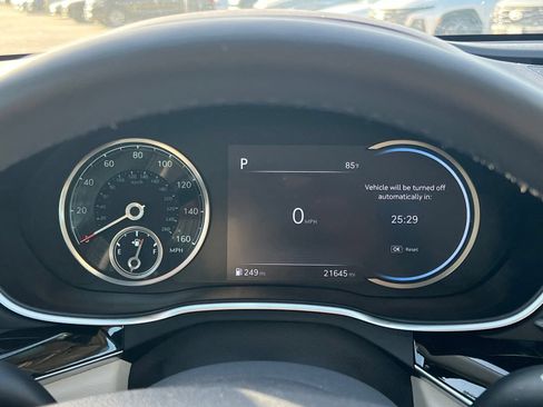 Used 2021 Genesis G80 2.5T AWD/4WD image 28