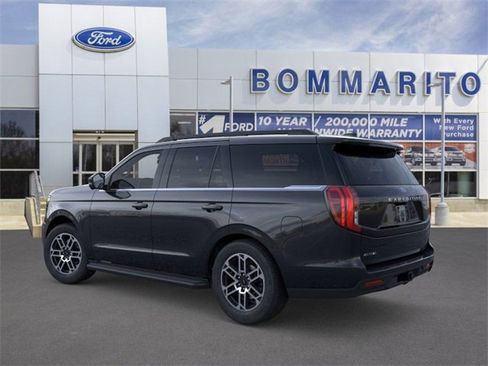 New 2025 Ford Expedition Active image 4