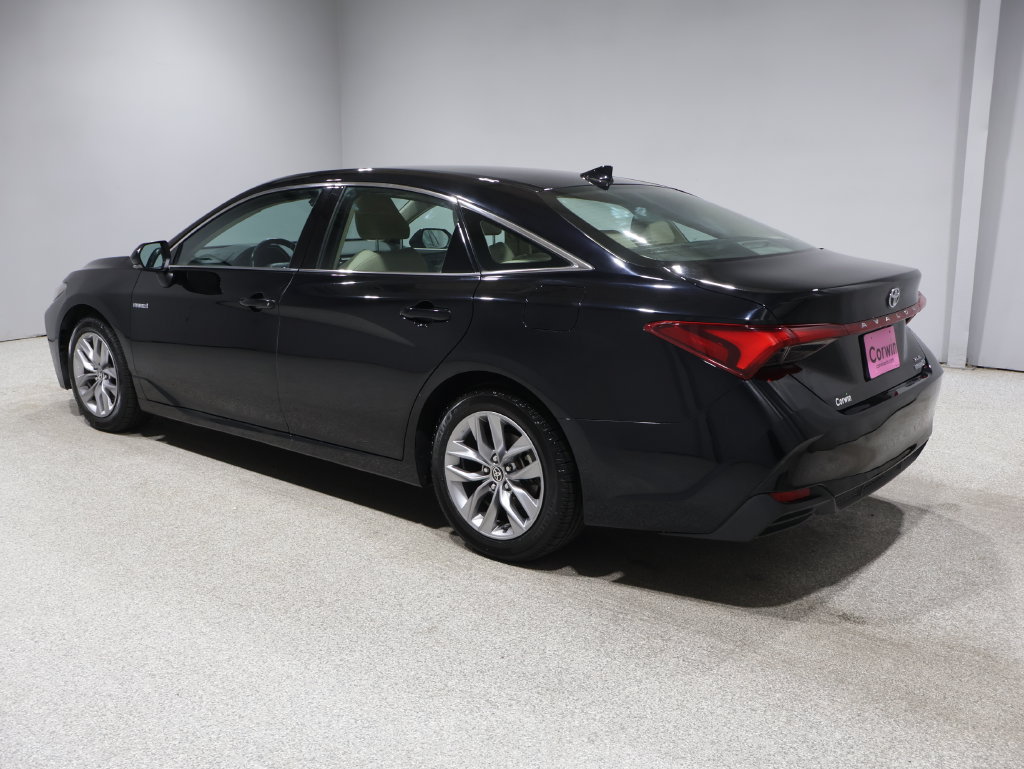 Used 2021 Toyota Avalon XLE w/ Carpet Mat Package (TMS) FWD image 4