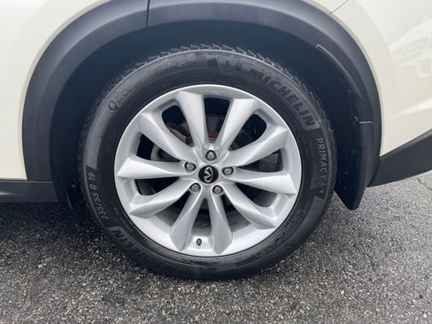 Used 2019 INFINITI QX50 Essential w/ Premium Heat Package image 38