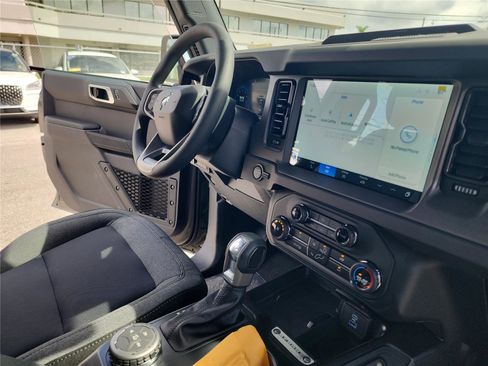 New 2025 Ford Bronco image 28