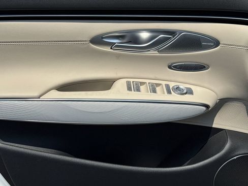 New 2026 Genesis GV70 2.5T Advanced AWD/4WD image 10
