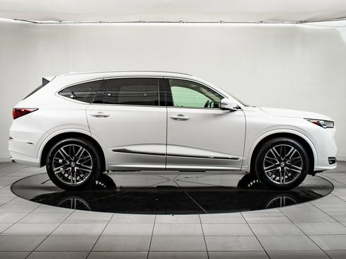 Certified 2025 Acura MDX w/ Advance Package image 11