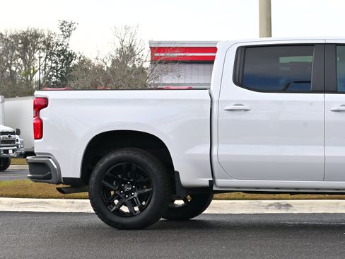 Used 2025 Chevrolet Silverado 1500 LT w/ Max Trailering Package image 5