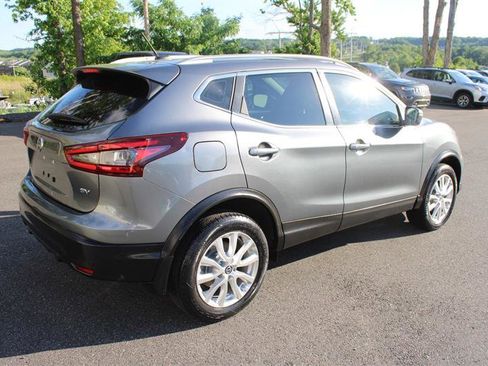 Used 2021 Nissan Rogue Sport SV image 7