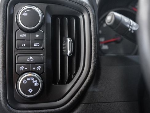 Used 2023 Chevrolet Silverado 1500 Custom AWD/4WD image 41