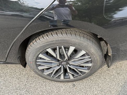 Used 2023 Nissan Altima 2.5 SR AWD/4WD image 11