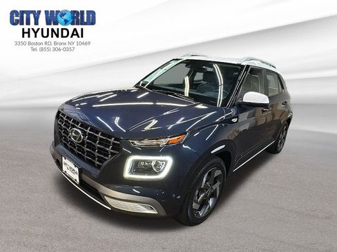 Used 2021 Hyundai Venue w/ Cargo Package image 1